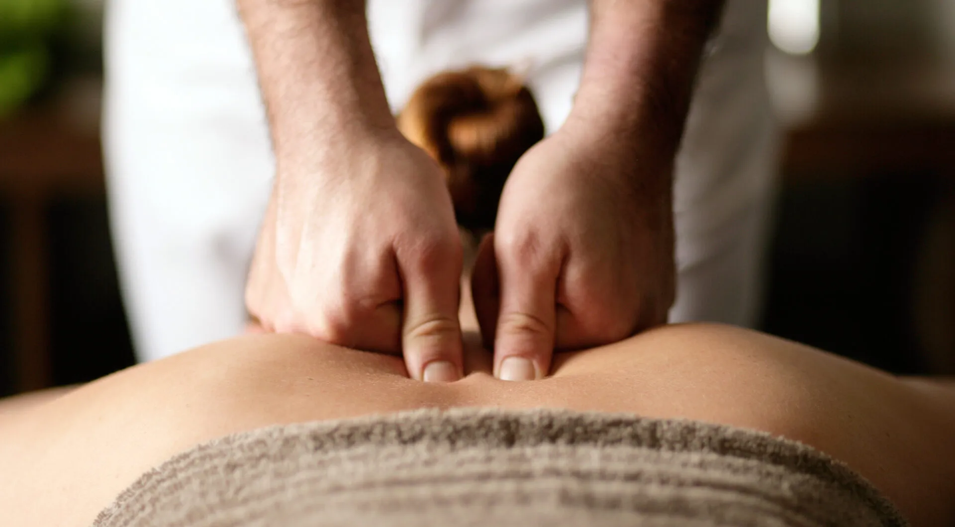 Druckpunkt-Massage bei Golden Elephants in Jüchen